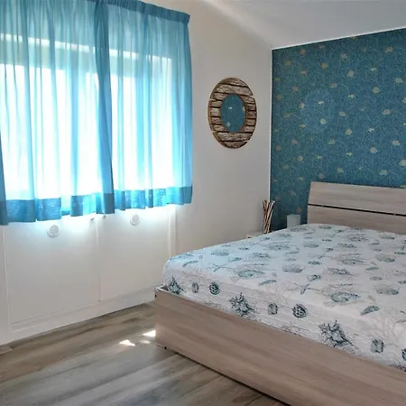 Lägenhet Casa Dinky Attico Con Terrazza Vista Mare Formia