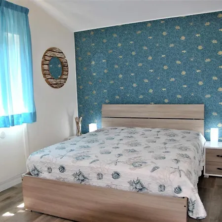 Casa Dinky Attico Con Terrazza Vista Mare Lägenhet *